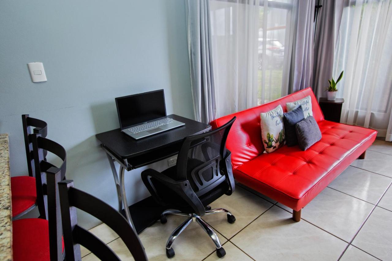 Casa Suculenta ,Monteverde Con Jacuzzi Privado Y Lavanderia Exterior foto